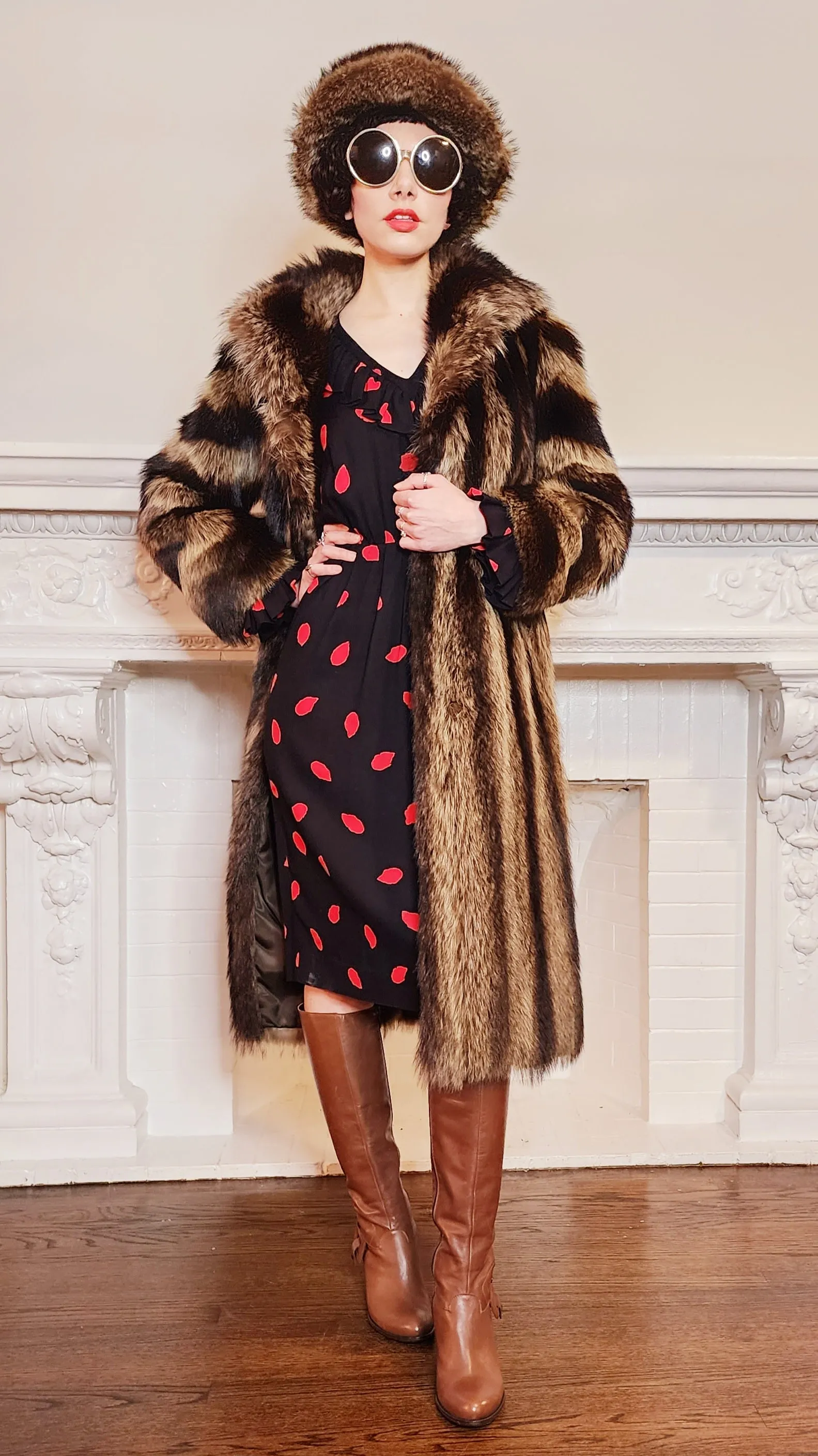80s 70s Long Raccoon Fur Coat with Large Collar by Tibor Furs Small