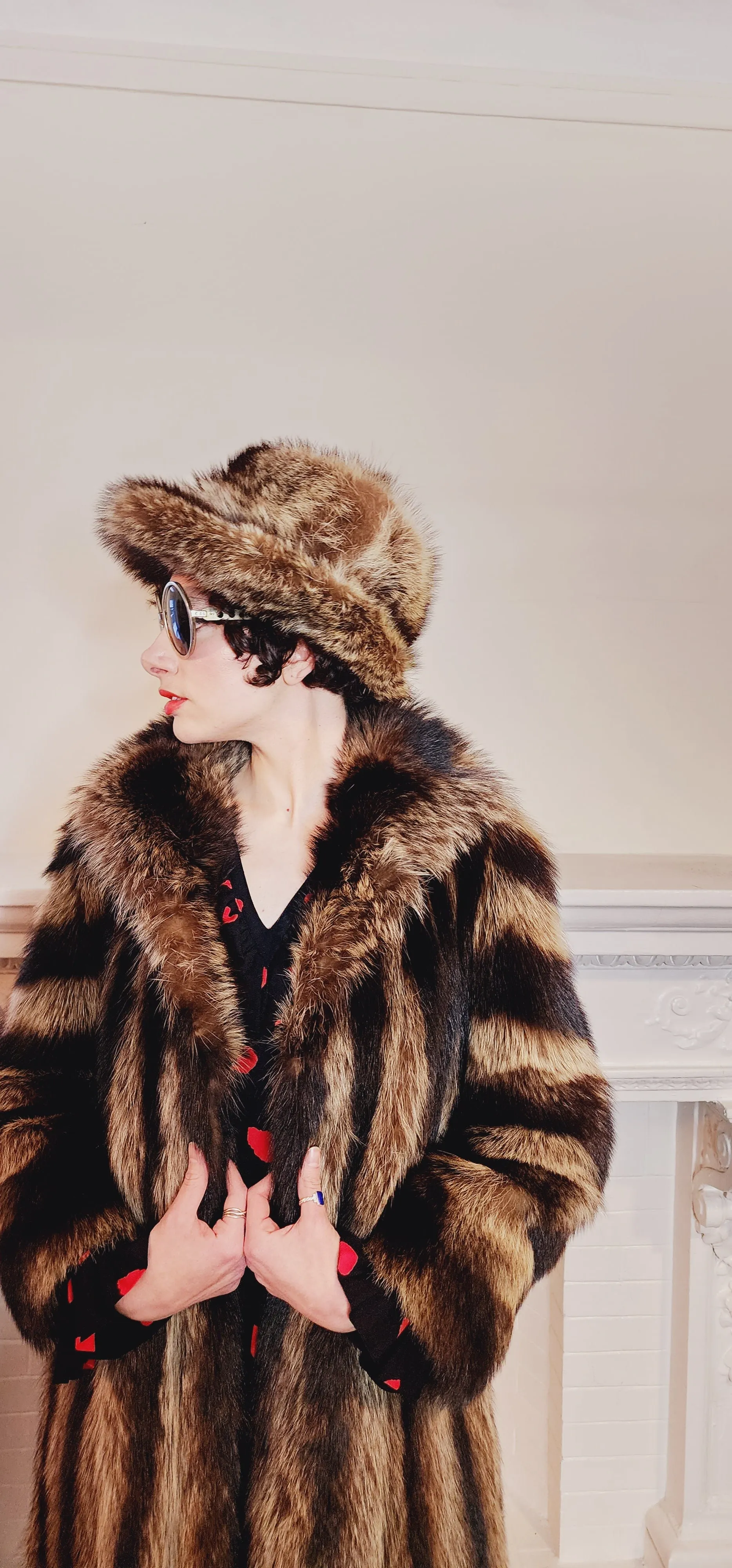 80s 70s Long Raccoon Fur Coat with Large Collar by Tibor Furs Small