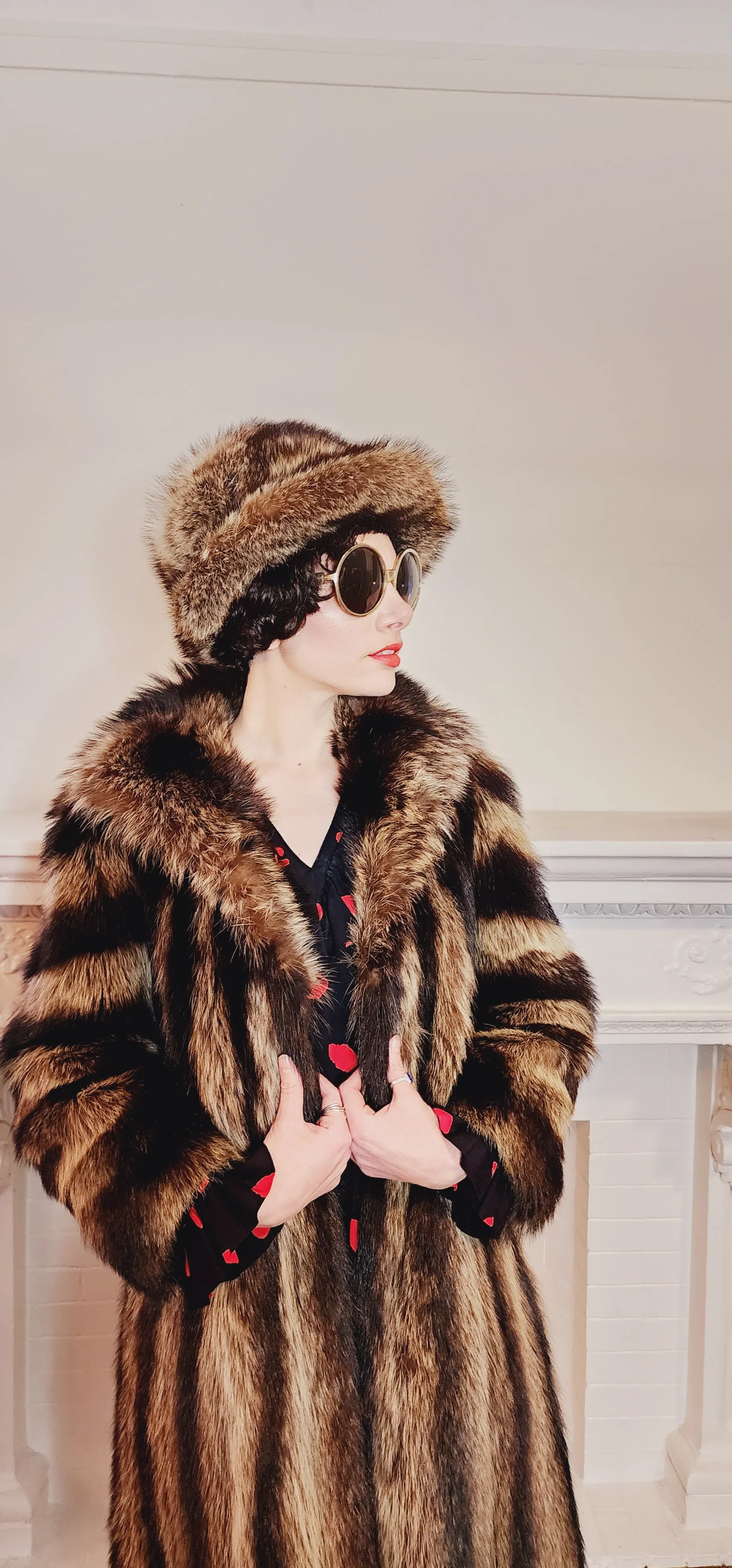 80s 70s Long Raccoon Fur Coat with Large Collar by Tibor Furs Small