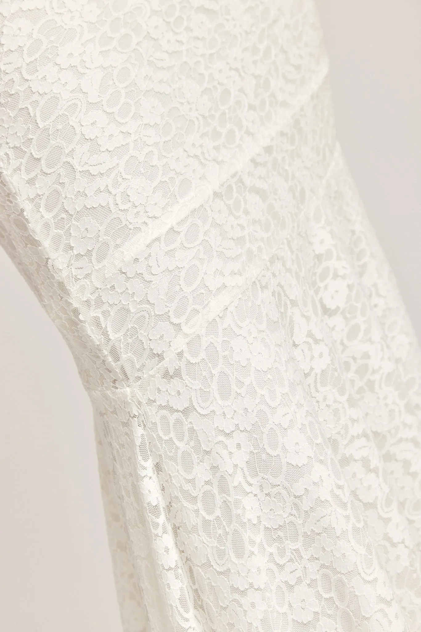 ANDREA LACE SKIRT