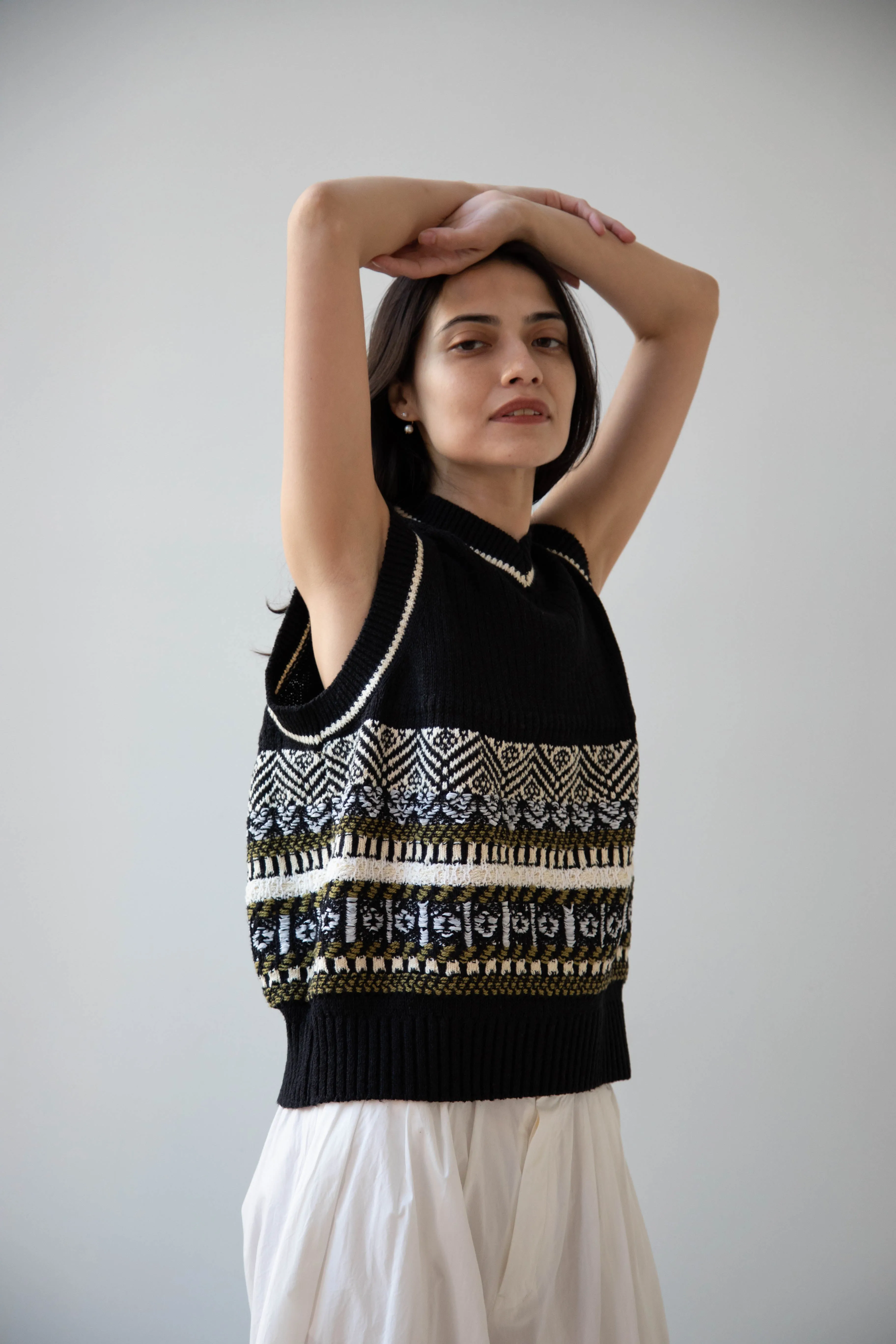 Aseedonclöud | Family Traditions Knit Vest in Black