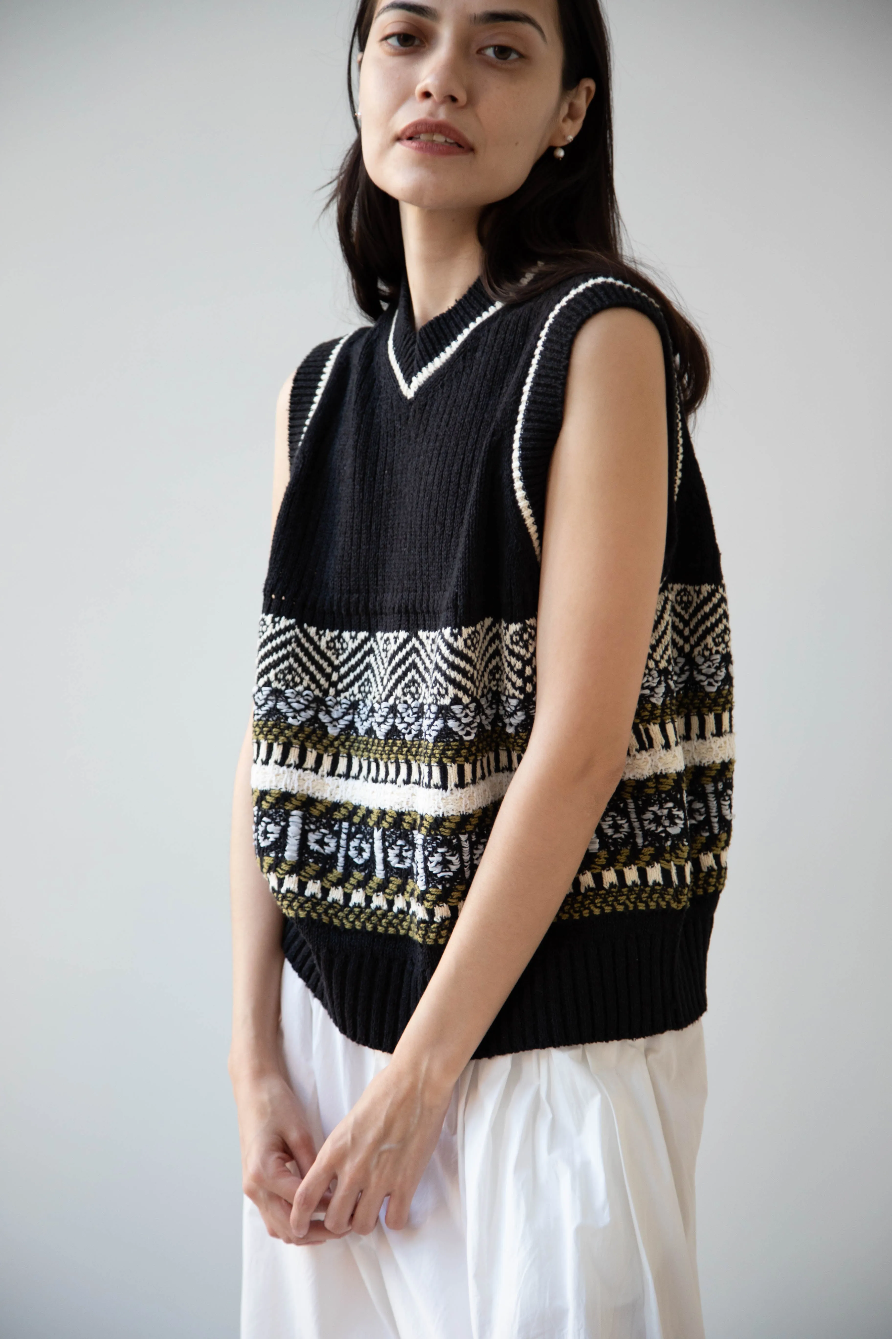 Aseedonclöud | Family Traditions Knit Vest in Black