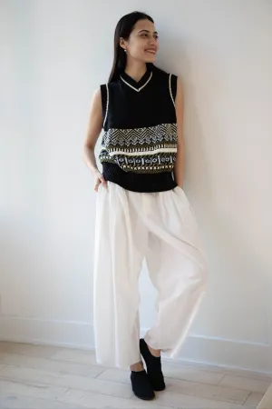 Aseedonclöud | Family Traditions Knit Vest in Black