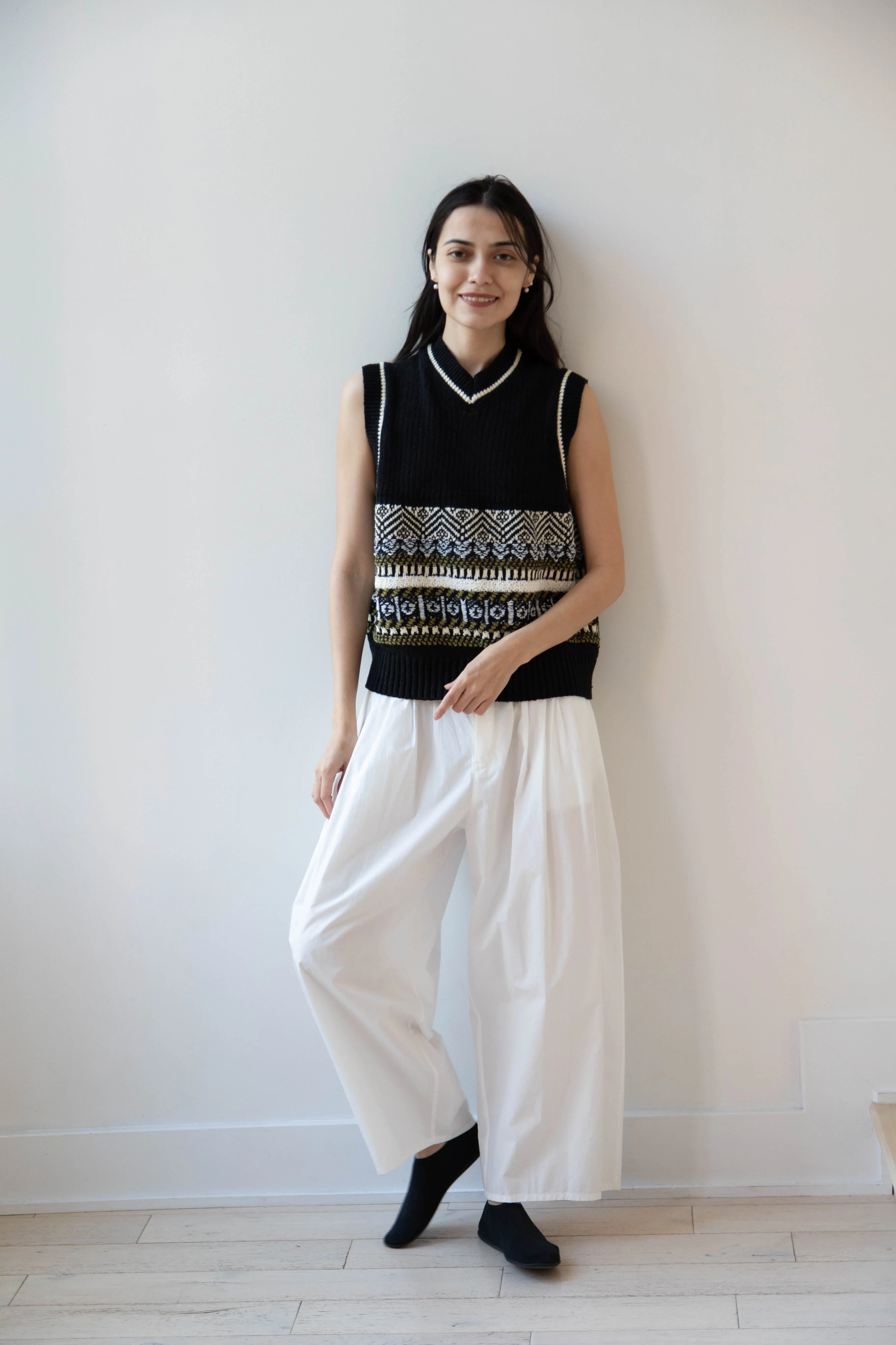 Aseedonclöud | Family Traditions Knit Vest in Black