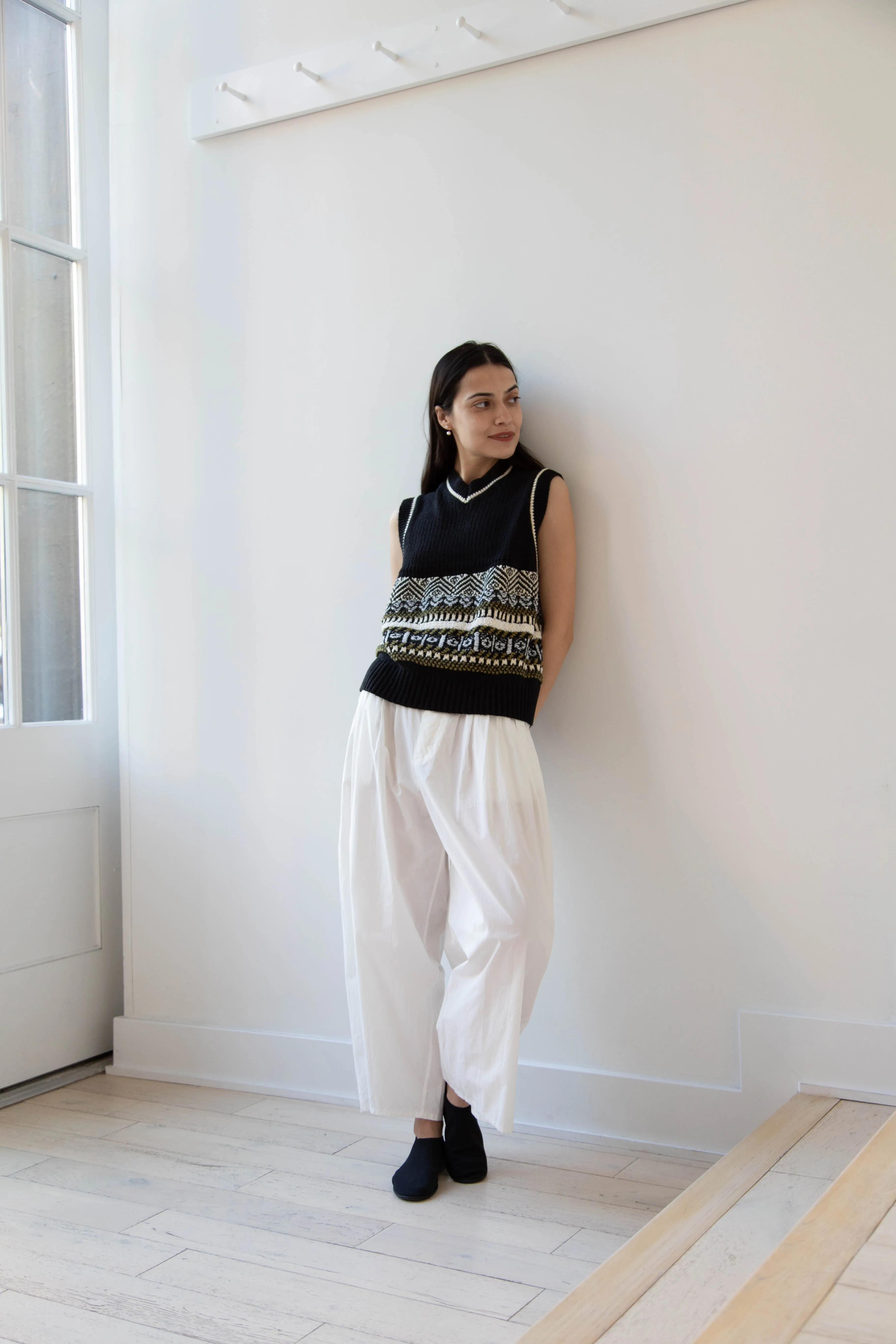 Aseedonclöud | Family Traditions Knit Vest in Black