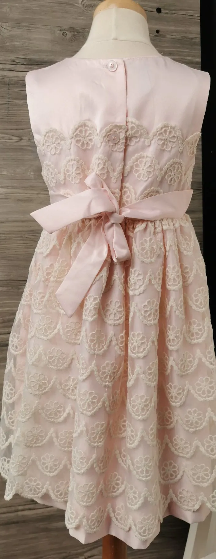 GIRL SIZE 6X - BLUEBERI BOULEVARD, Soft Pink Tulip Lace, Empire Dress EUC B37