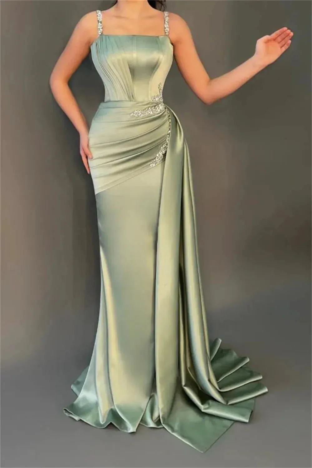 Green Satin Prom Dresses Spaghetti Strap Wedding Dress Elegant Sleeveless Floor-Length Pleats Vestidos De Fiesta
