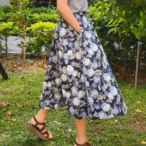Hydrangea Sea (Thick Fabric) -Handmade Circle Skirt