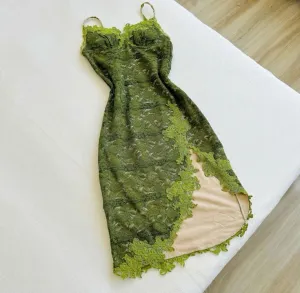 JazzHer Vintage Sheath Spaghetti Straps Lace Green Prom Dresses Evening Dress With Appliques (PRE-ORDER)