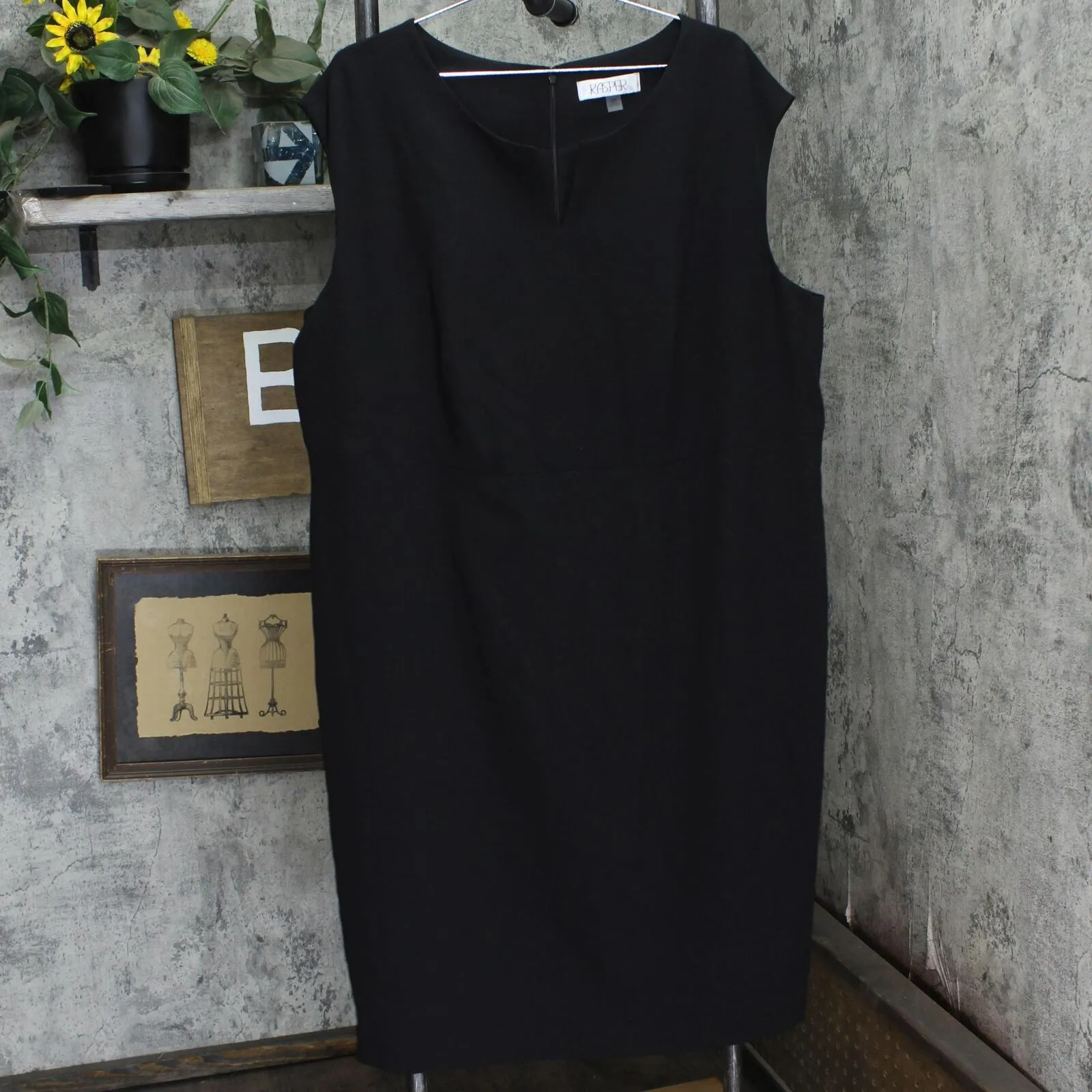 Kasper Womens Plus Size Sleeveless Sheath Dress 1678fa106049b1 Black 22W
