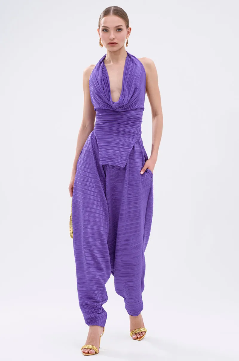 MAYAH COWL NECK PLISS SLEEVELESS TOP IN PURPLE