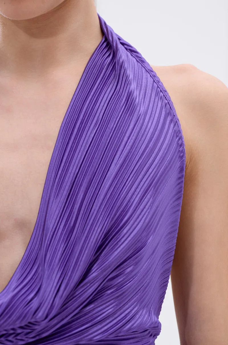 MAYAH COWL NECK PLISS SLEEVELESS TOP IN PURPLE