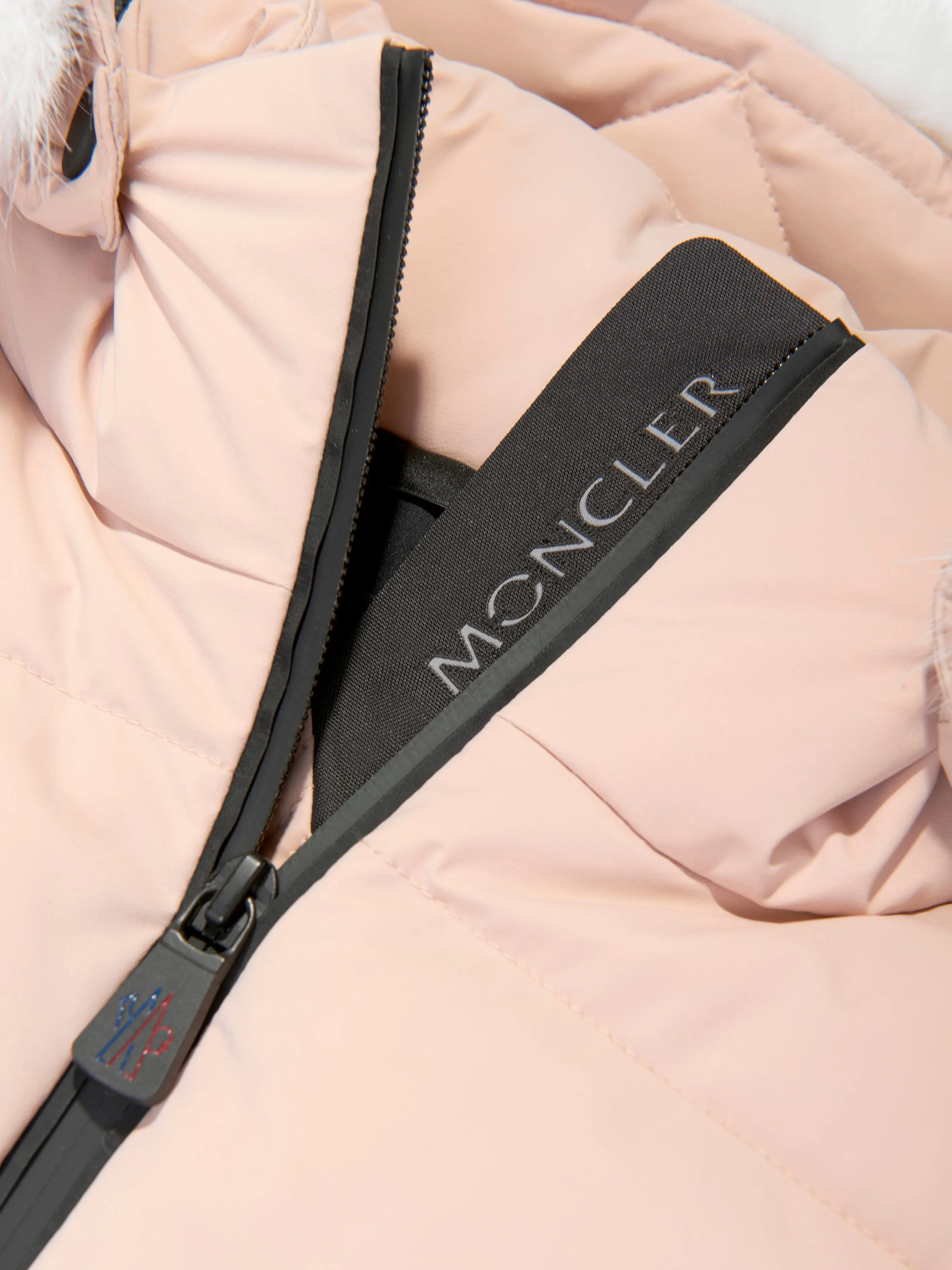 Moncler Enfant Girls Grenoble Down Padded New Guyane Jacket in Pink