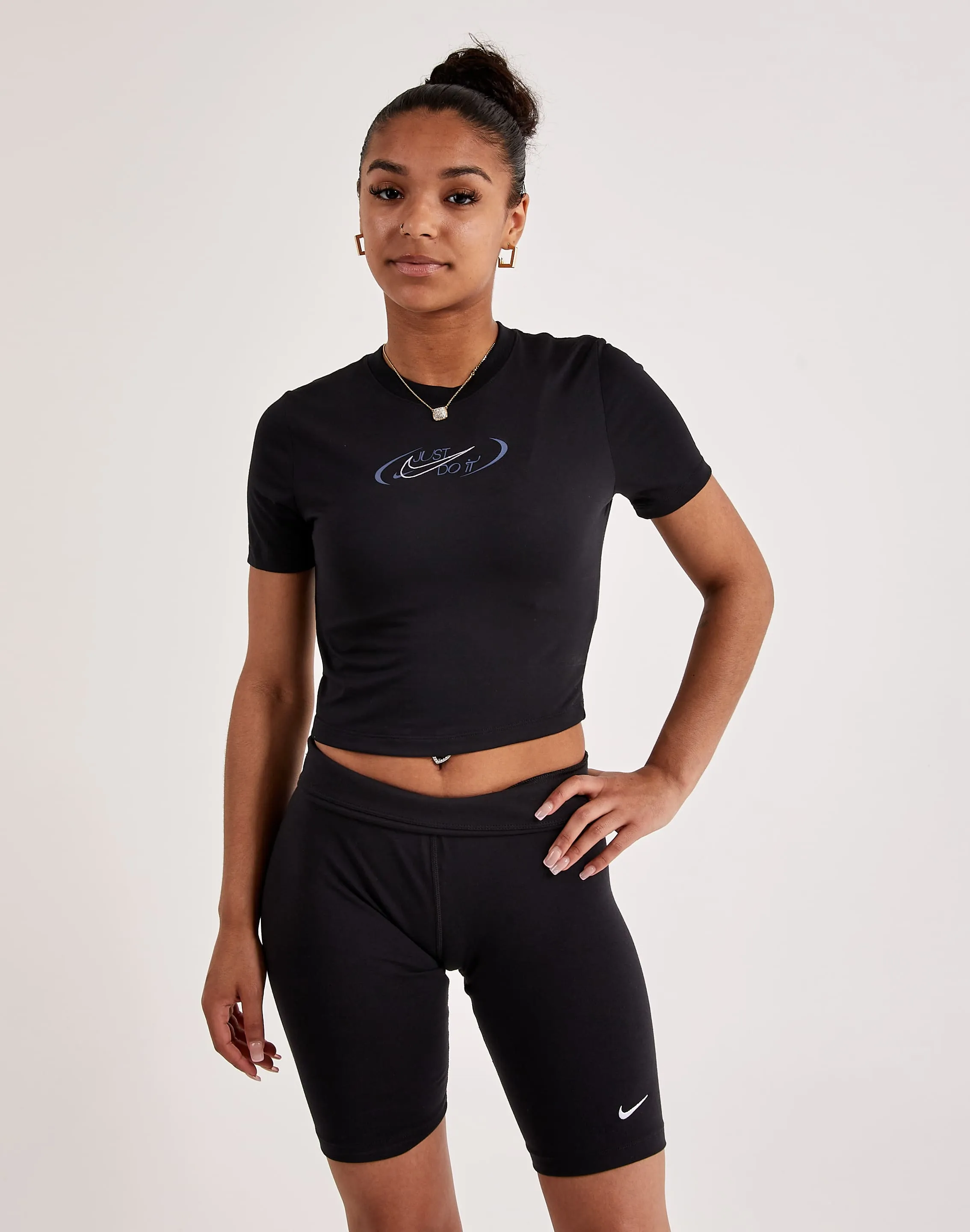 Nike Slim Cropped Tee