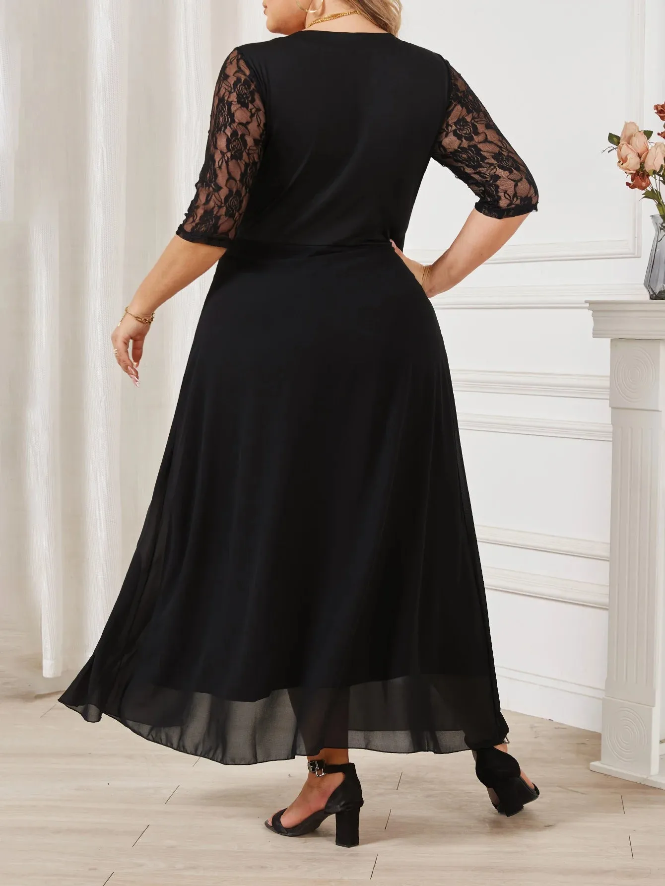 Plus Size Sexy Elegant Lace Patchwork