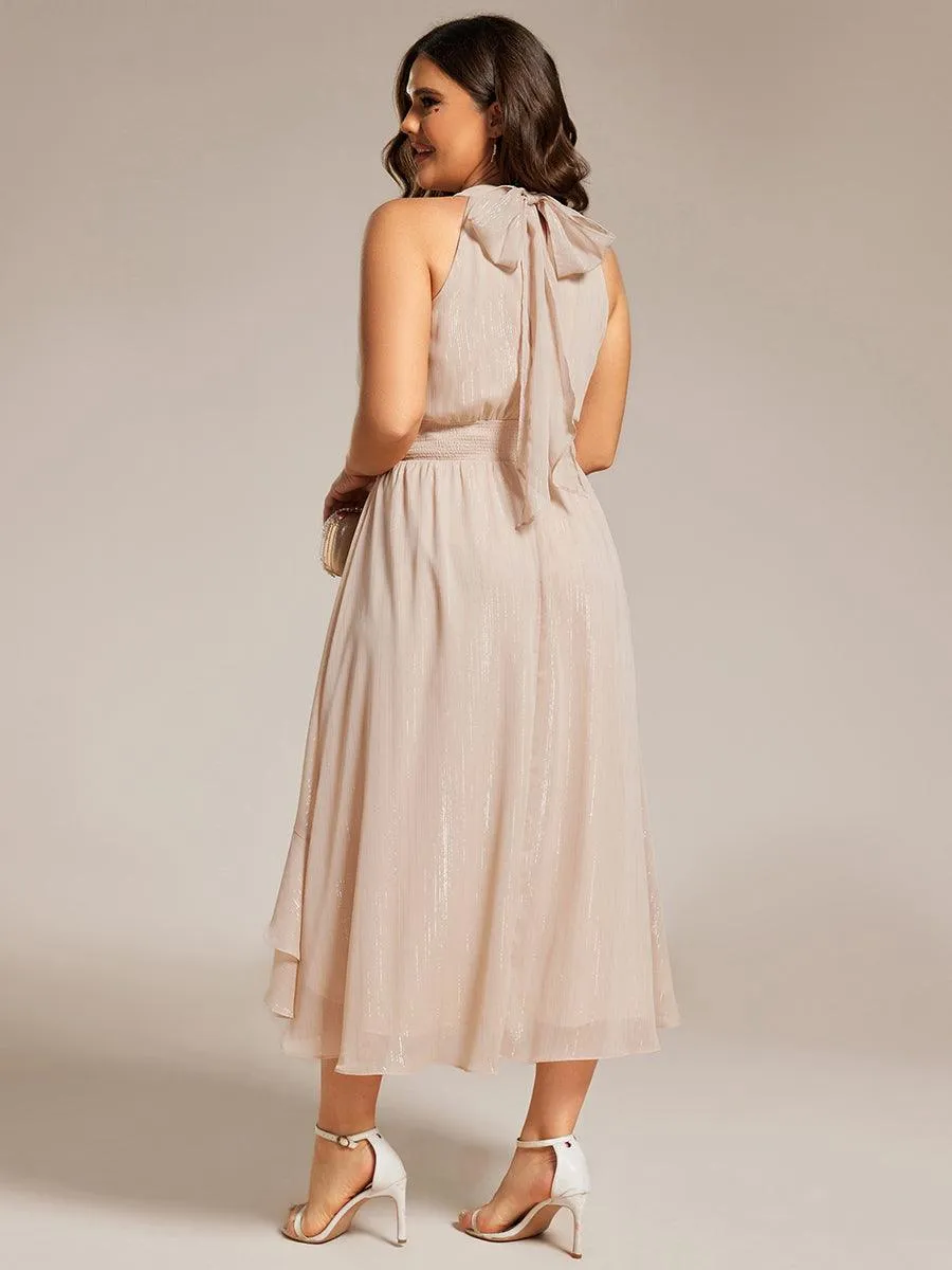 Robe d'invité de mariage plissée à volants haut-bas scintillante à col licou