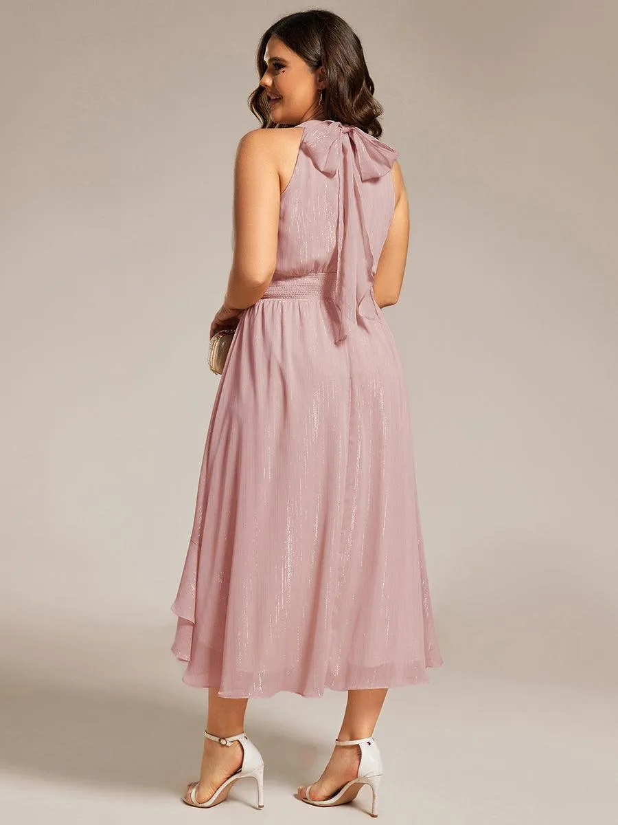 Robe d'invité de mariage plissée à volants haut-bas scintillante à col licou