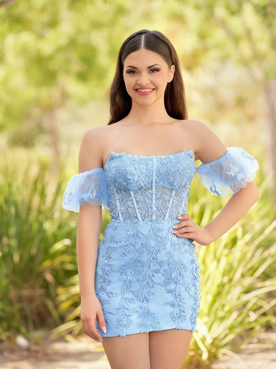 Sheath Lace Strapless Homecoming Dresses with Appliques