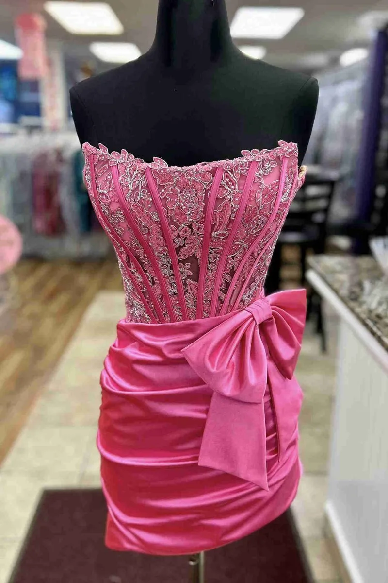 Strapless Appliques Ruched Homecoming Dresses with Bow