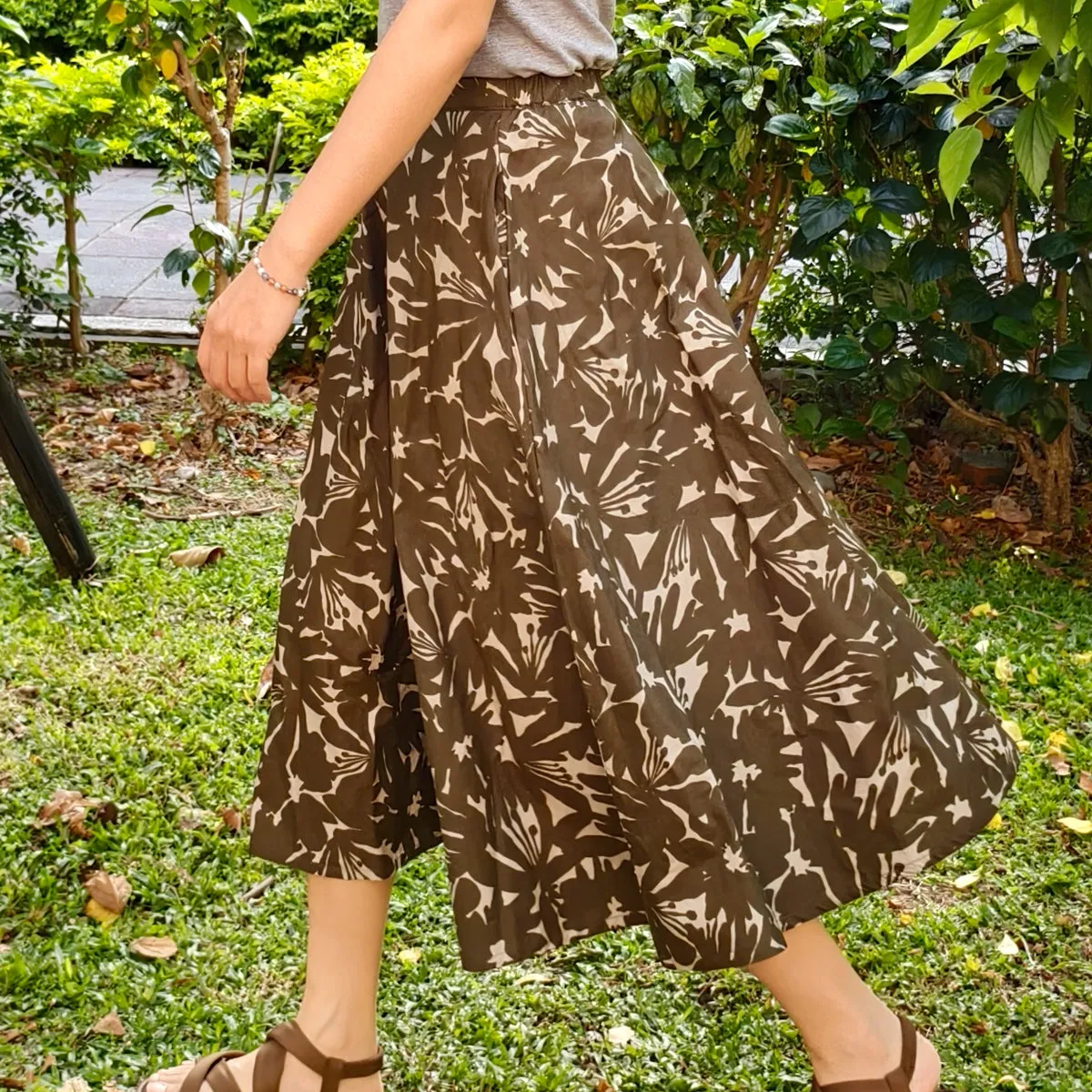 Twilight Green Flowers-Handmade Circle Skirt
