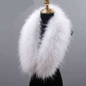 Winter Luxe: Faux Fur Collar for Jackets & Coats