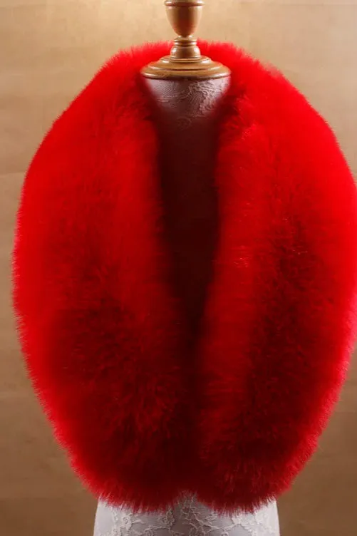 Winter Luxe: Faux Fur Collar for Jackets & Coats