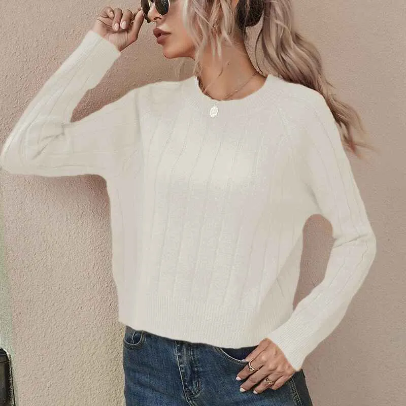 Women's Fine Gauge Stretch Crewneck Pullover Sweater K375