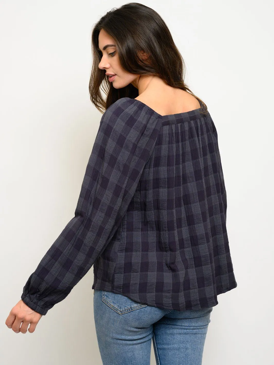 WOMEN'S LONG SLEEVE ROUND NECK TOP