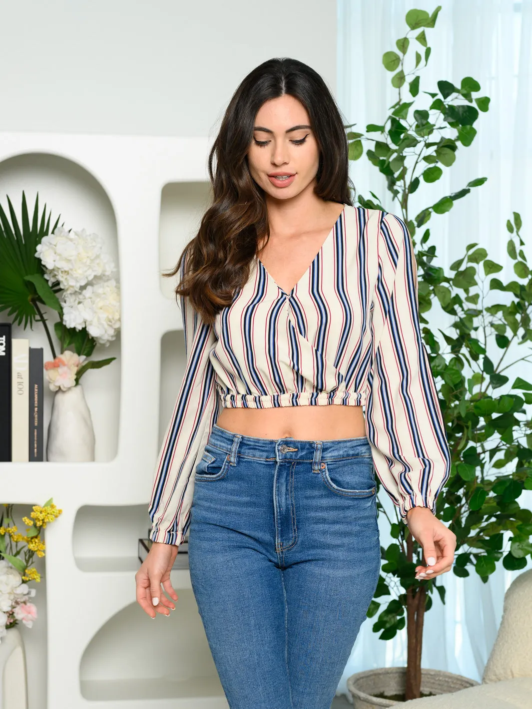 WOMEN'S PEEK A BOO LONG SLEEVE WRAP TOP