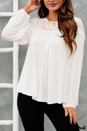 Xieyinshe - White long sleeve top with lace details